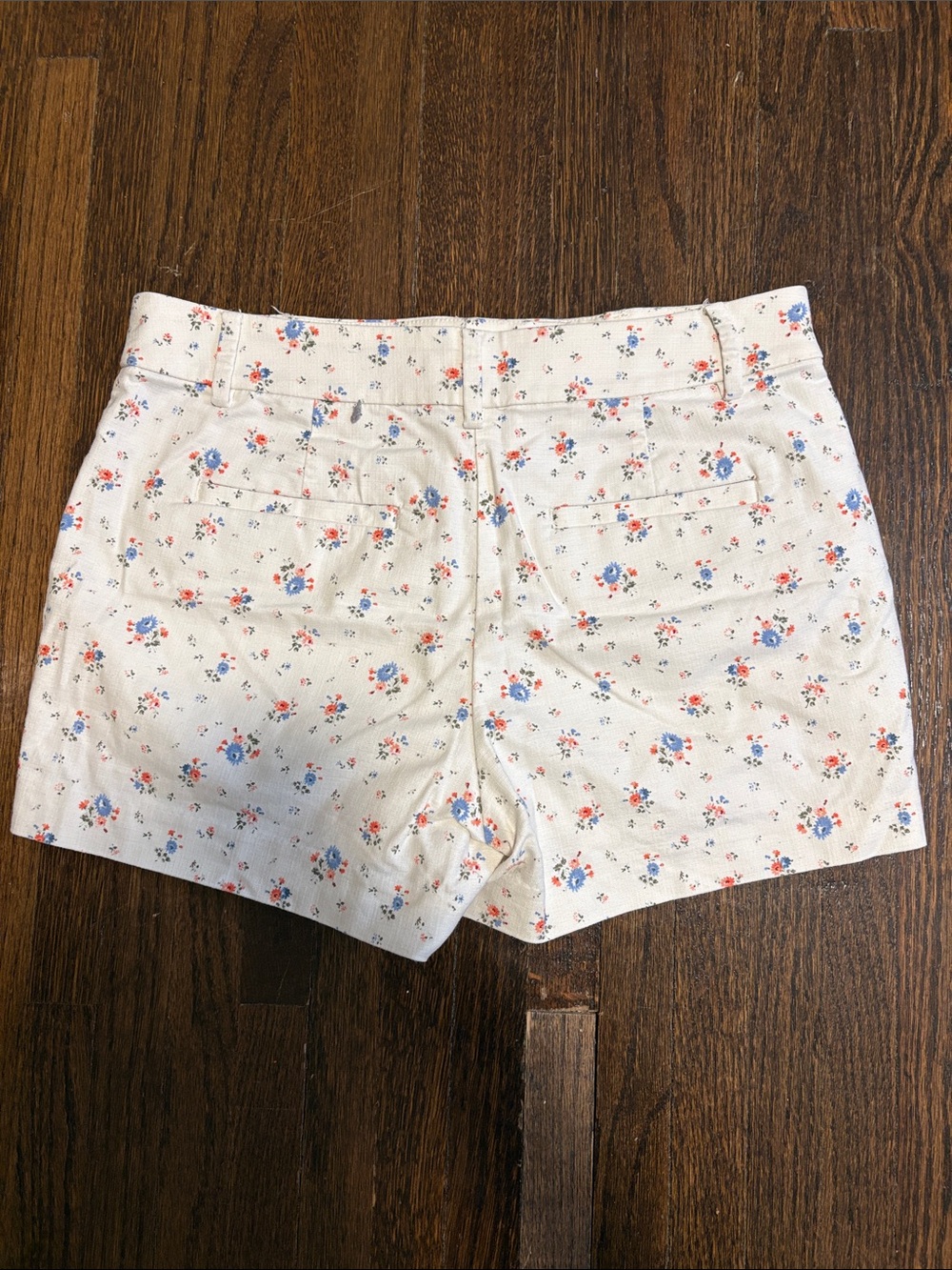 LOFT Riviera Shorts in Floral Print - Picture 7 of 7